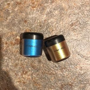 Set of two MAC pigments